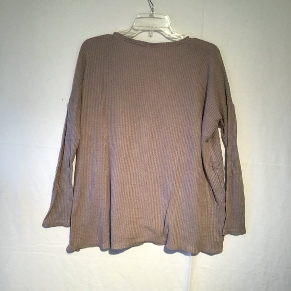 Aritzia The Group Babaton Dali Long Sleeve V-Neck Waffle Top Size S - Picture 7 of 9